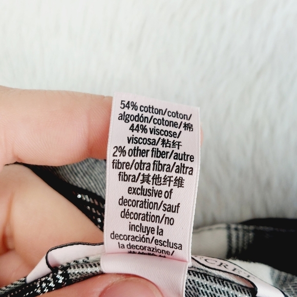 Victoria's Secret White & Black Flannel Plaid Button-Down Shirt 2524 - Picture 7 of 9